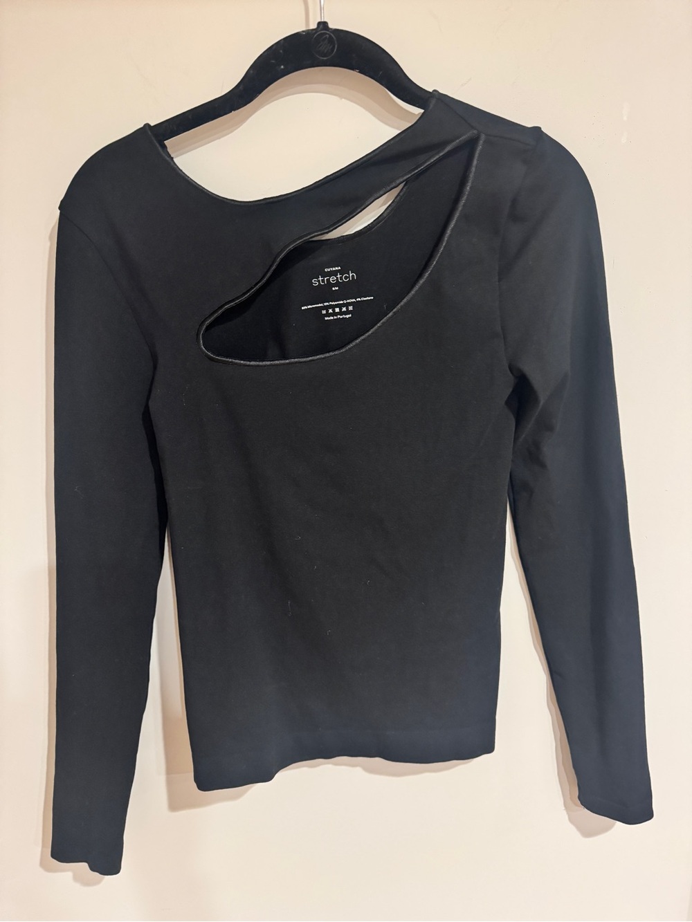 Cuyana Black Stretch Long-Sleeve Top with Cutout
